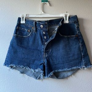 Levi’s Denim Shorts for Women. Medium/Dark Wash. Size 28.